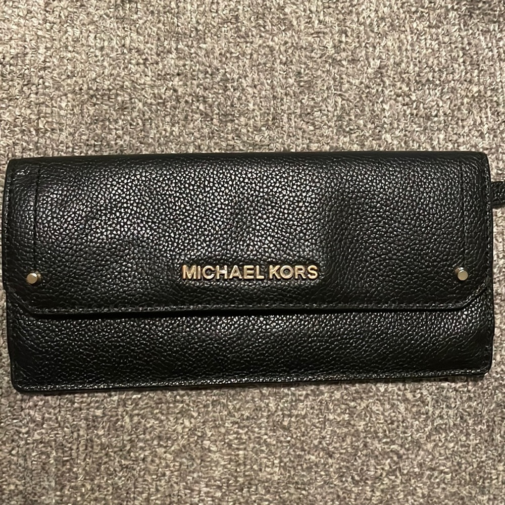 Michael Kors wallet